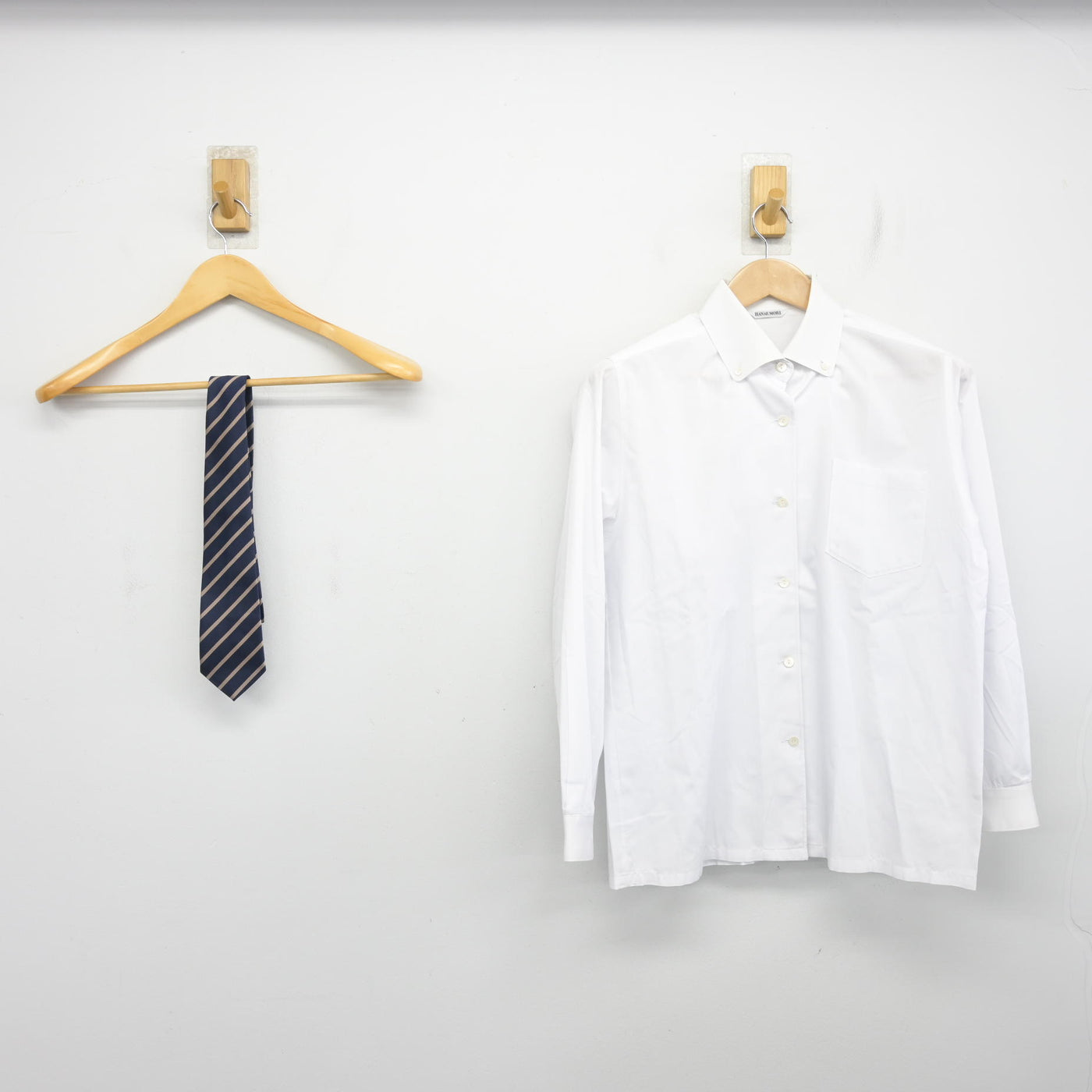 【中古】広島県 安田女子中学高等学校 女子制服 5点 (ブレザー・ベスト・シャツ・スカート) sf103740