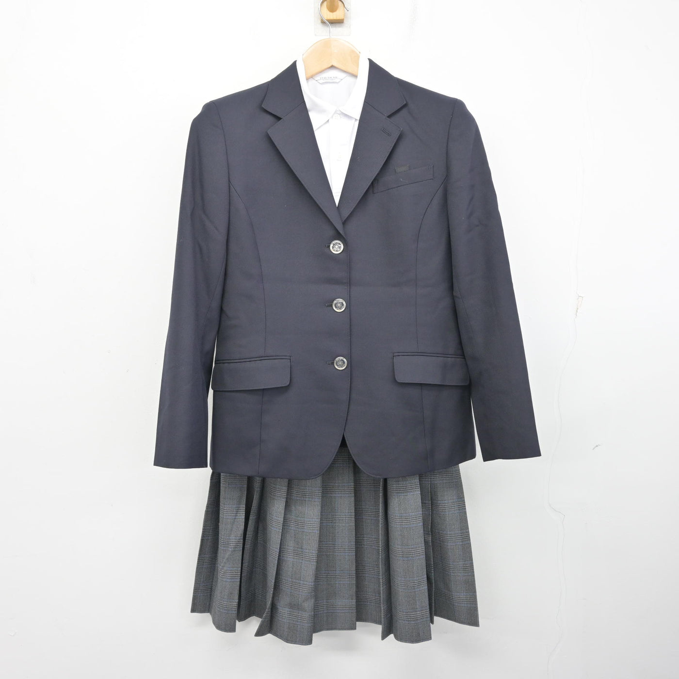 【中古】福岡県 北九州市内中学標準服 女子制服 4点 (ブレザー・シャツ・スカート) sf103742