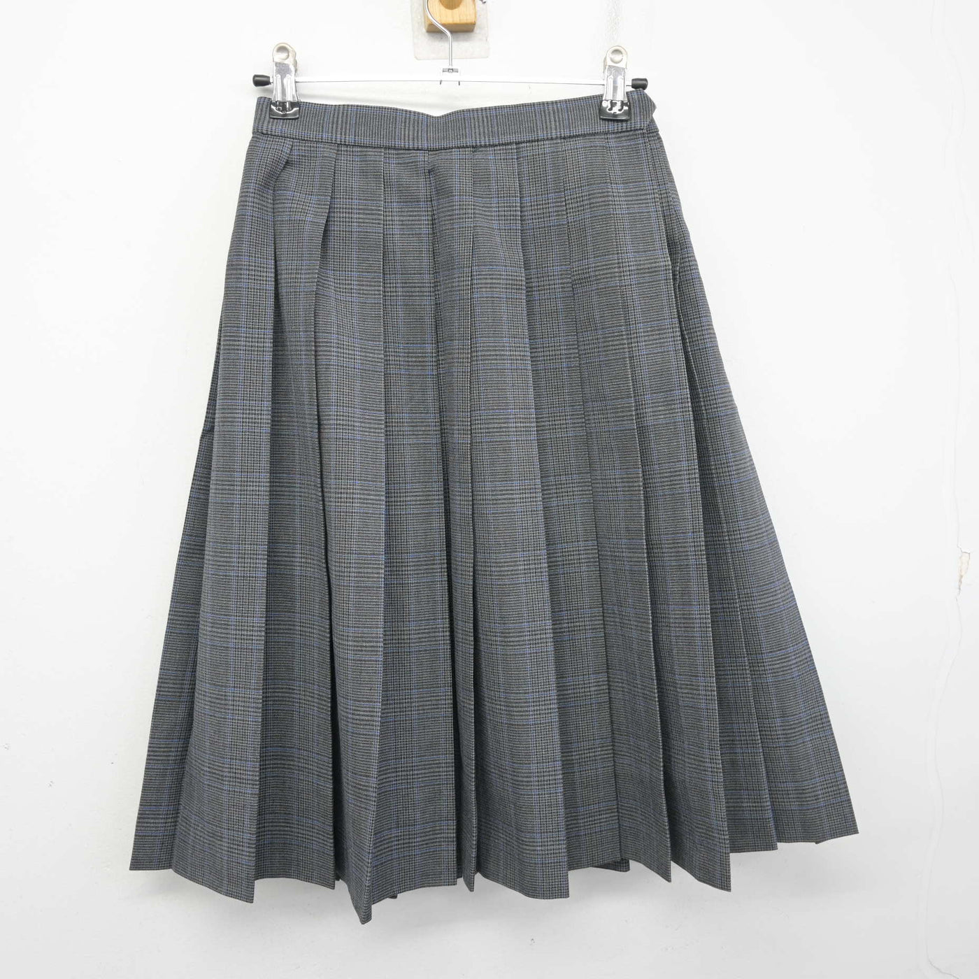 【中古】福岡県 北九州市内中学標準服 女子制服 2点 (シャツ・スカート) sf103743