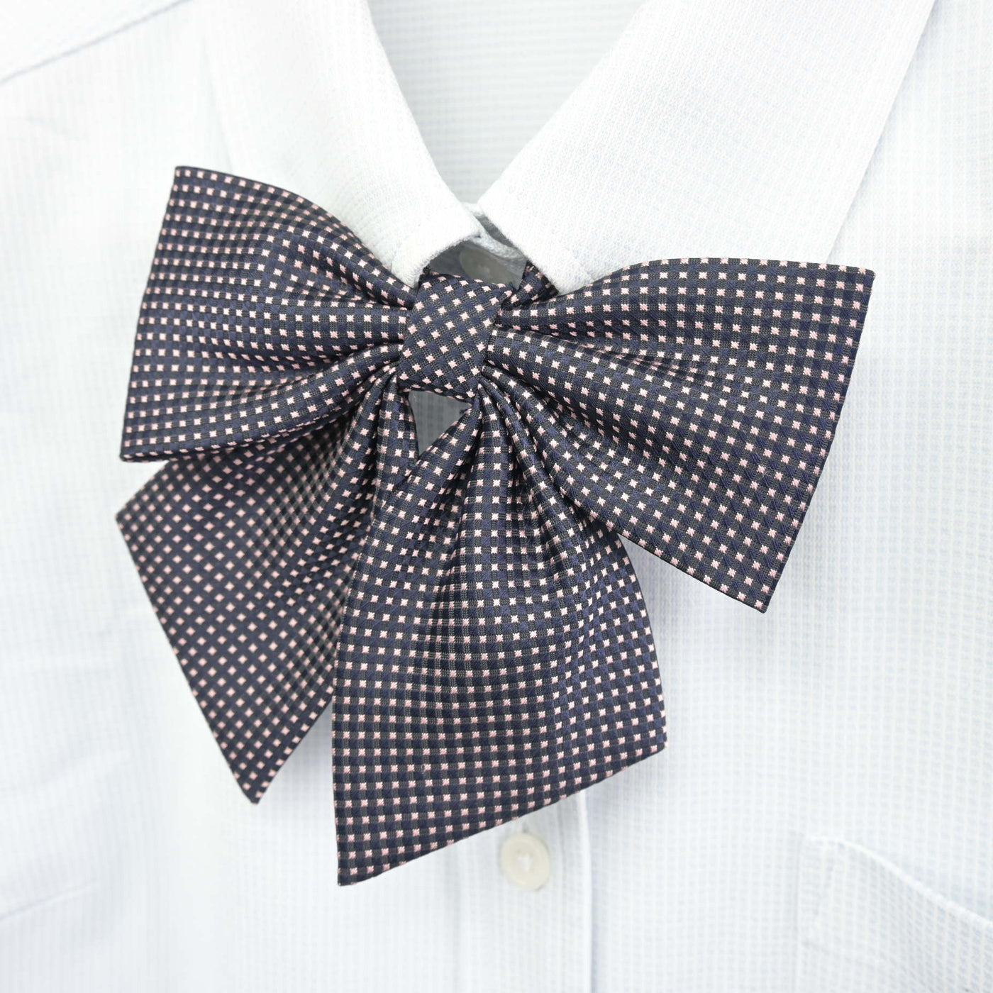 【中古】東京都 中央大学附属中学校・高等学校 女子制服 4点 (ニット・シャツ・スカート) sf103755