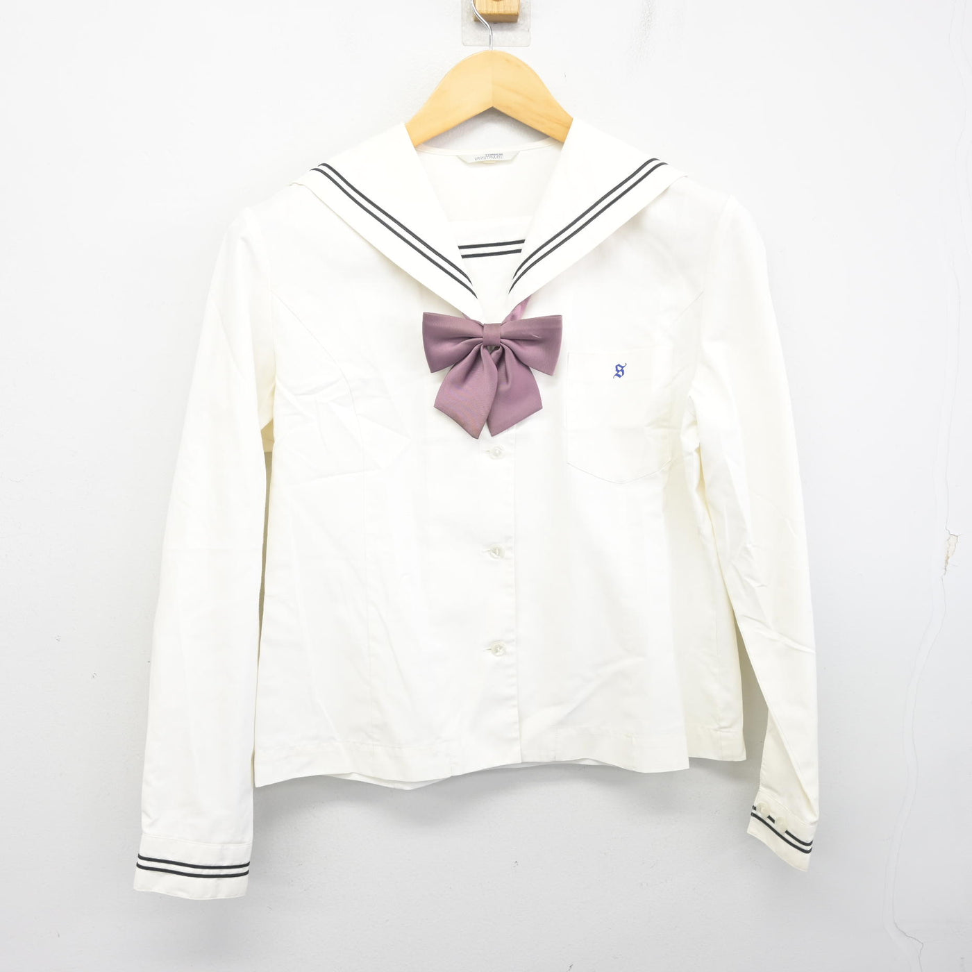 【中古】岡山県 倉敷翠松高等学校/旧制服 女子制服 3点 (ニット・ブラウス) sf103759