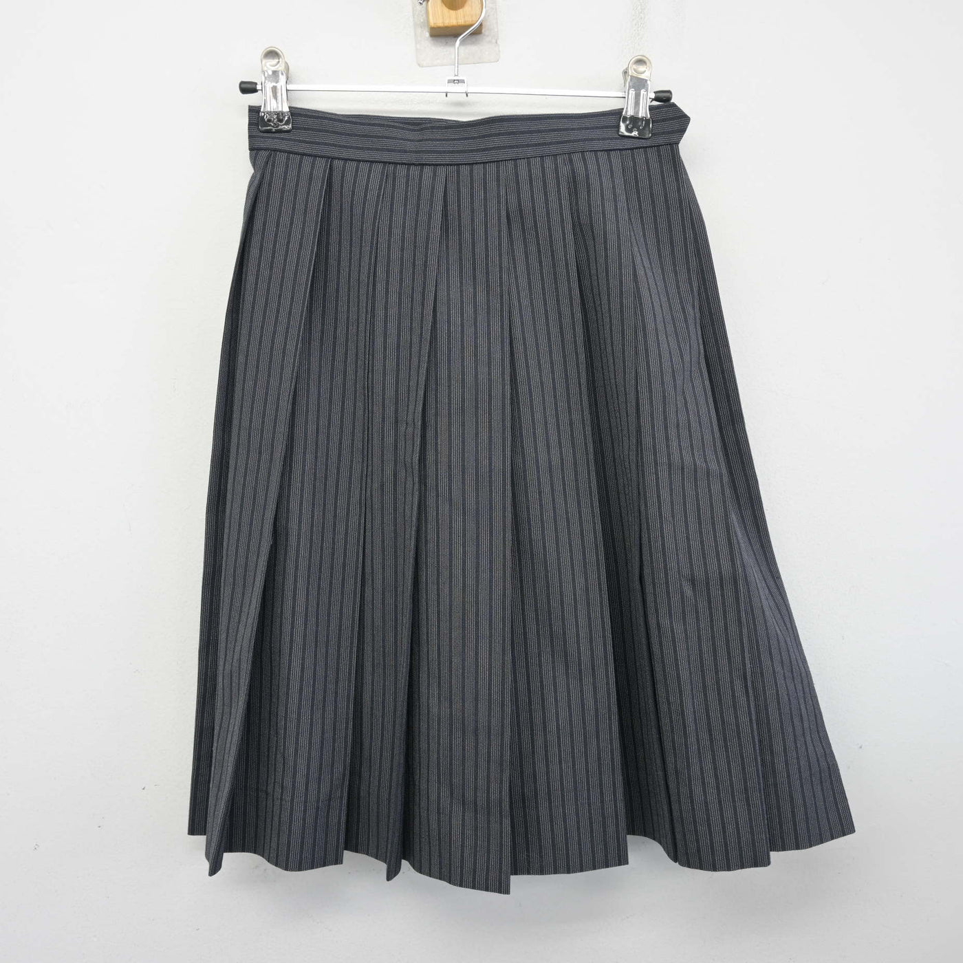 【中古】岡山県 倉敷中央高等学校/旧制服 女子制服 2点 (シャツ・スカート) sf103762