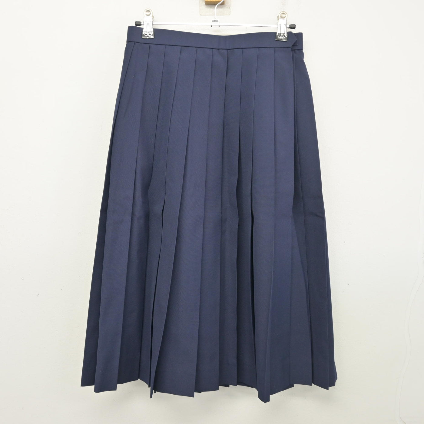 【中古】福島県 伊達中学校 女子制服 2点 (ブラウス・スカート) sf103772