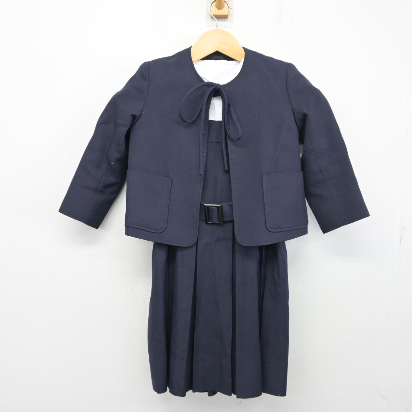【中古】東京都 昭和女子大学附属昭和小学校 女子制服 3点 (ブレザー・ブラウス・ジャンパースカート) sf103773