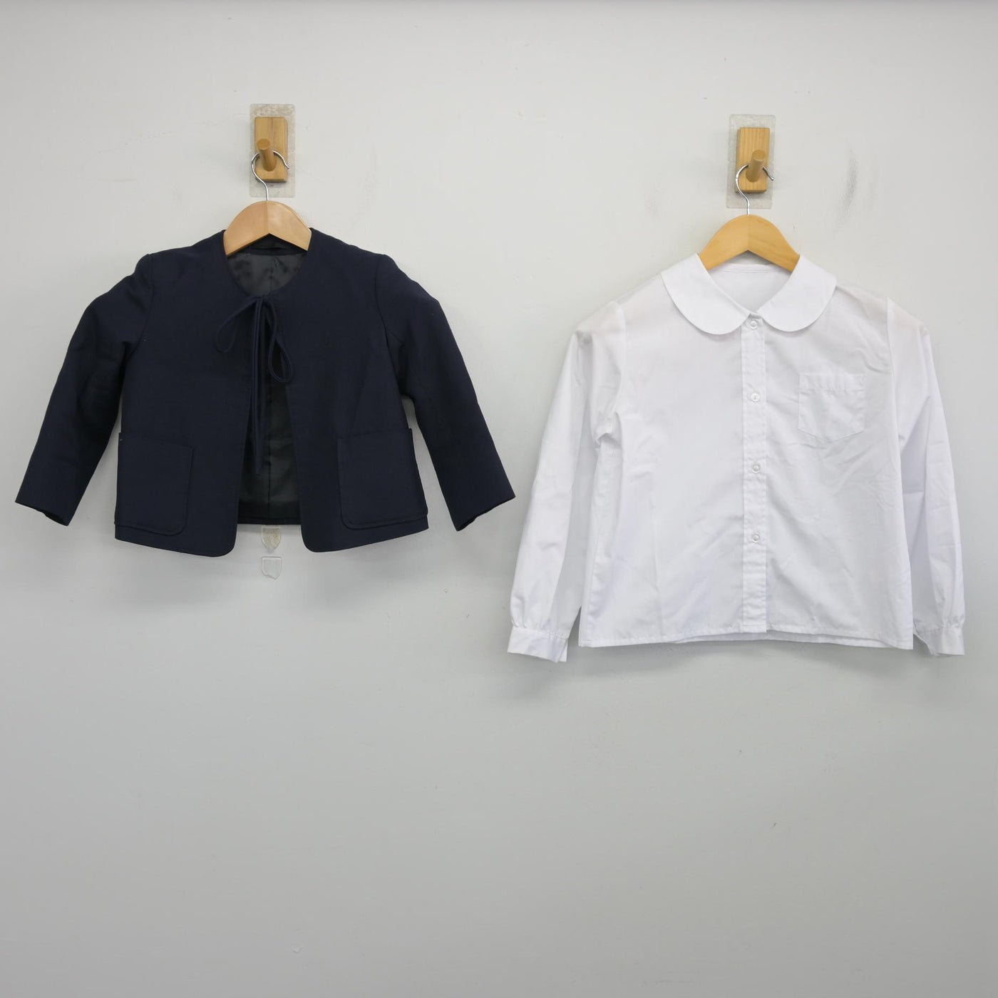 【中古】東京都 昭和女子大学附属昭和小学校 女子制服 3点 (ブレザー・ブラウス・ジャンパースカート) sf103773