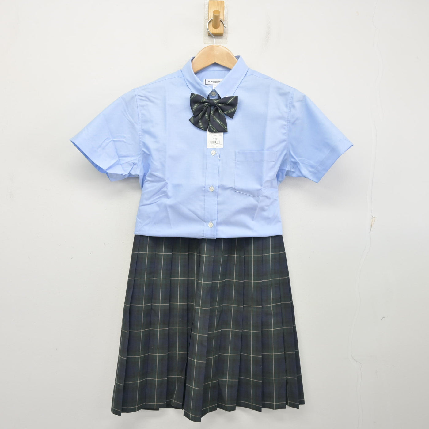 【中古】熊本県 玉名女子高等学校 女子制服 4点 (シャツ・スカート) sf103784