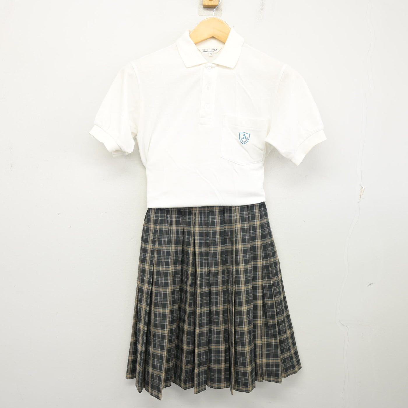 【中古】兵庫県 有野北中学校 女子制服 2点 (シャツ・スカート) sf103791