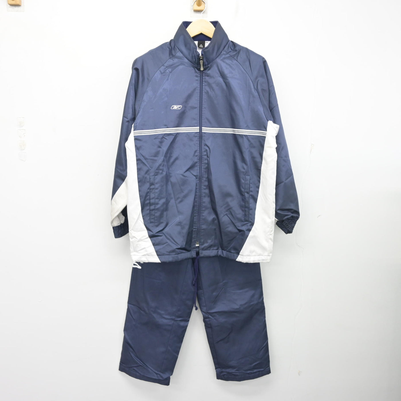 【中古】兵庫県 有野北中学校 女子制服 2点 (その他アイテム・その他アイテム) sf103796