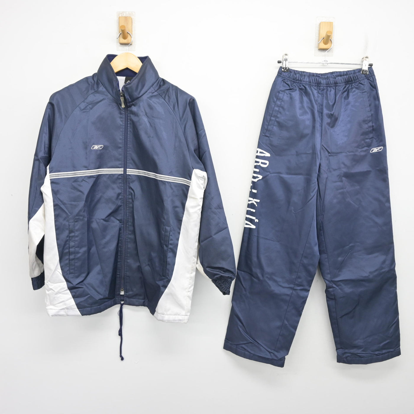 【中古】兵庫県 有野北中学校 女子制服 2点 (その他アイテム・その他アイテム) sf103796