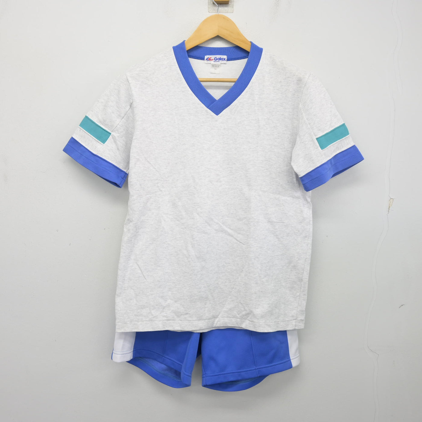 【中古】兵庫県 有野北中学校 女子制服 2点 (体操服 上・体操服 下) sf103799