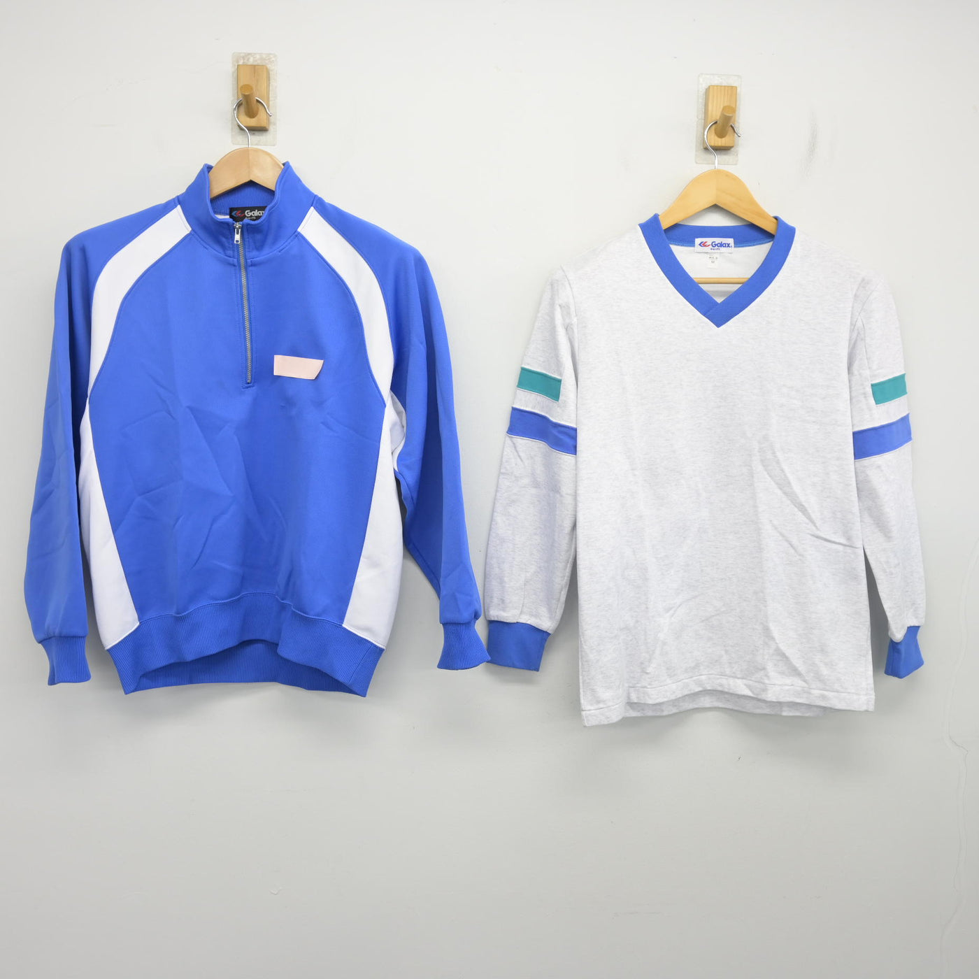 【中古】兵庫県 有野北中学校 女子制服 3点 (ジャージ 上・体操服 上・ジャージ 下) sf103801