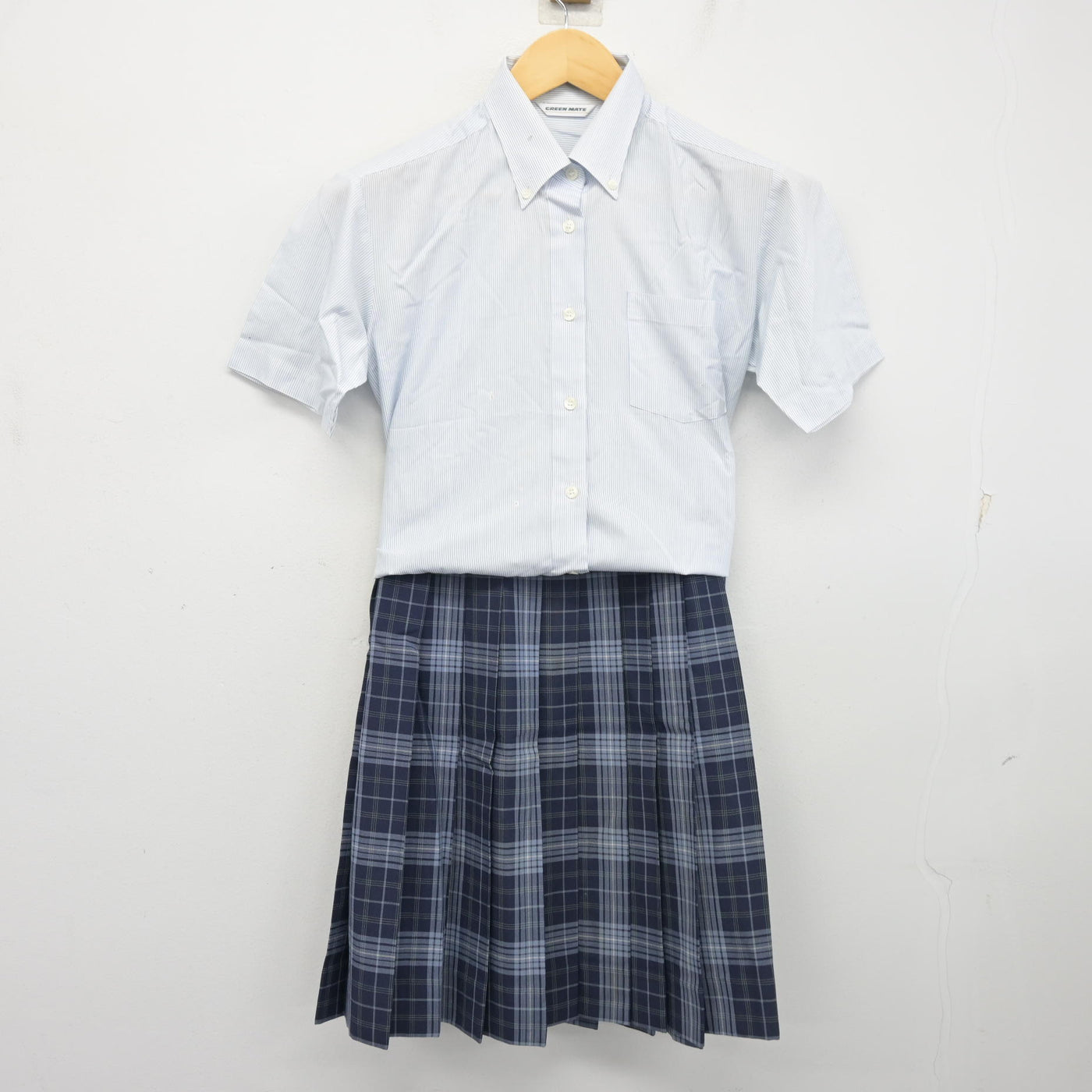【中古】東京都 多摩大学目黒高等学校 女子制服 2点 (シャツ・スカート) sf103805