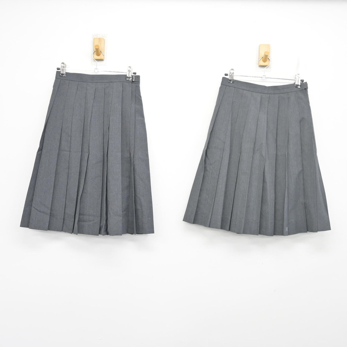 【中古】東京都 宝仙学園順天堂大学系属理数インター高等学校 女子制服 2点 (スカート・スカート) sf103811