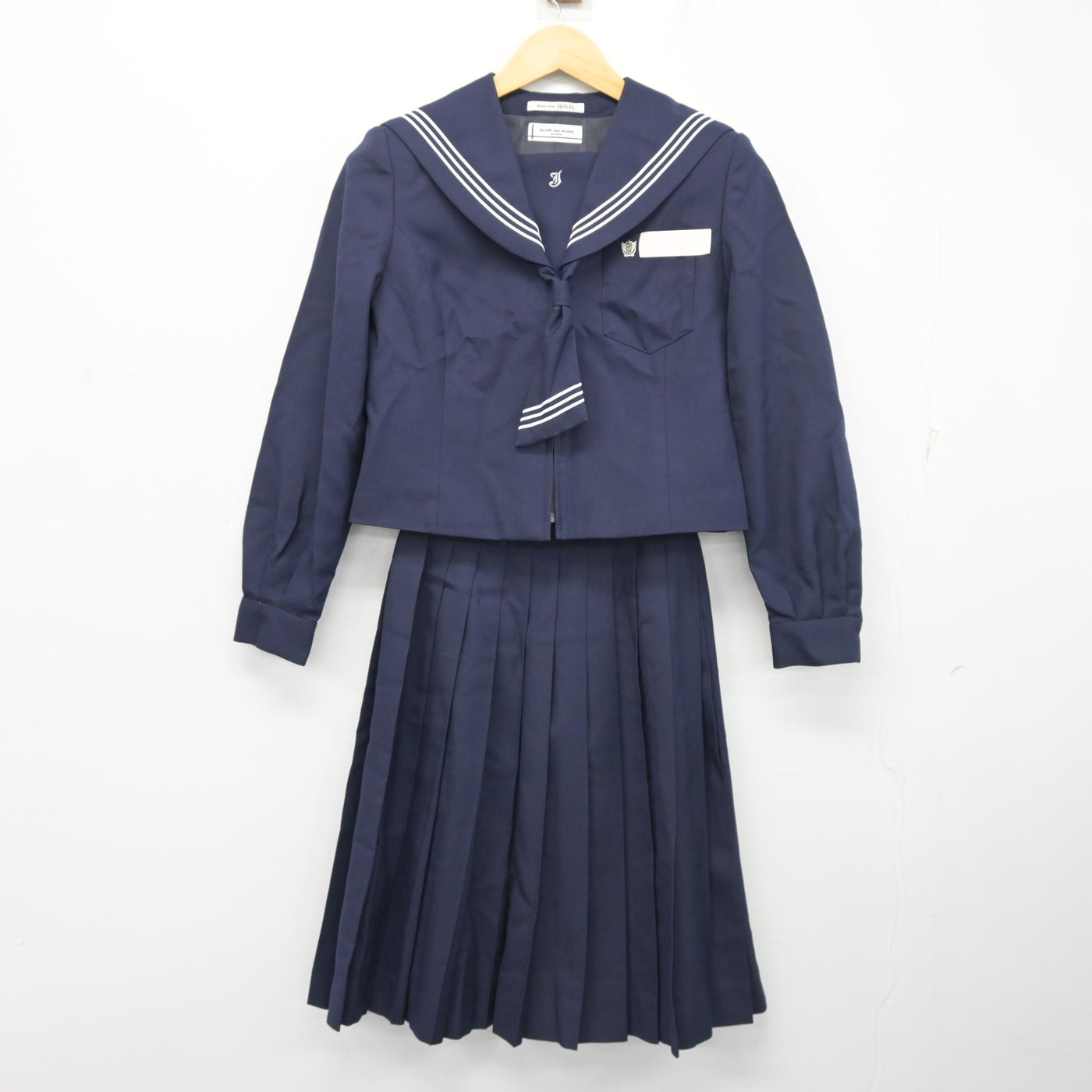 【中古】大分県 大分市立城南中学校 女子制服 3点 (セーラー服・スカート) sf103814