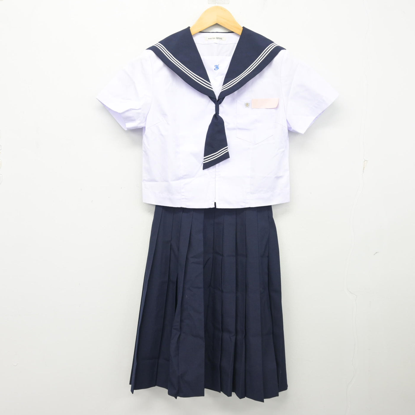 【中古】大分県 大分市立城南中学校 女子制服 3点 (セーラー服・スカート) sf103815