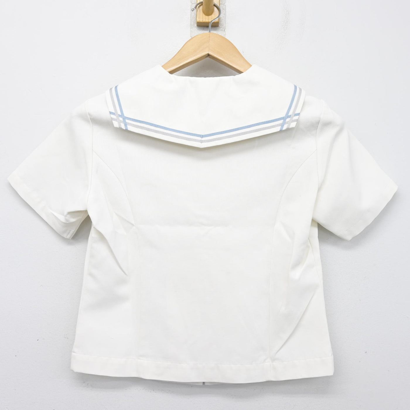 【中古】秋田県 秋田令和高等学校 女子制服 2点 (ニットベスト・セーラー服) sf103819