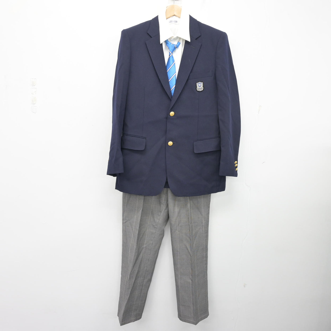 【中古】大阪府 近畿大学附属高等学校 男子制服 4点 (ブレザー・シャツ・ズボン) sf103829