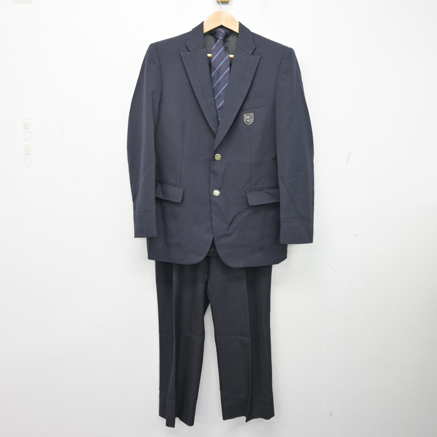 【中古】東京都 昭和第一学園高等学校 男子制服 4点 (ブレザー・ニット・ズボン) sf103870