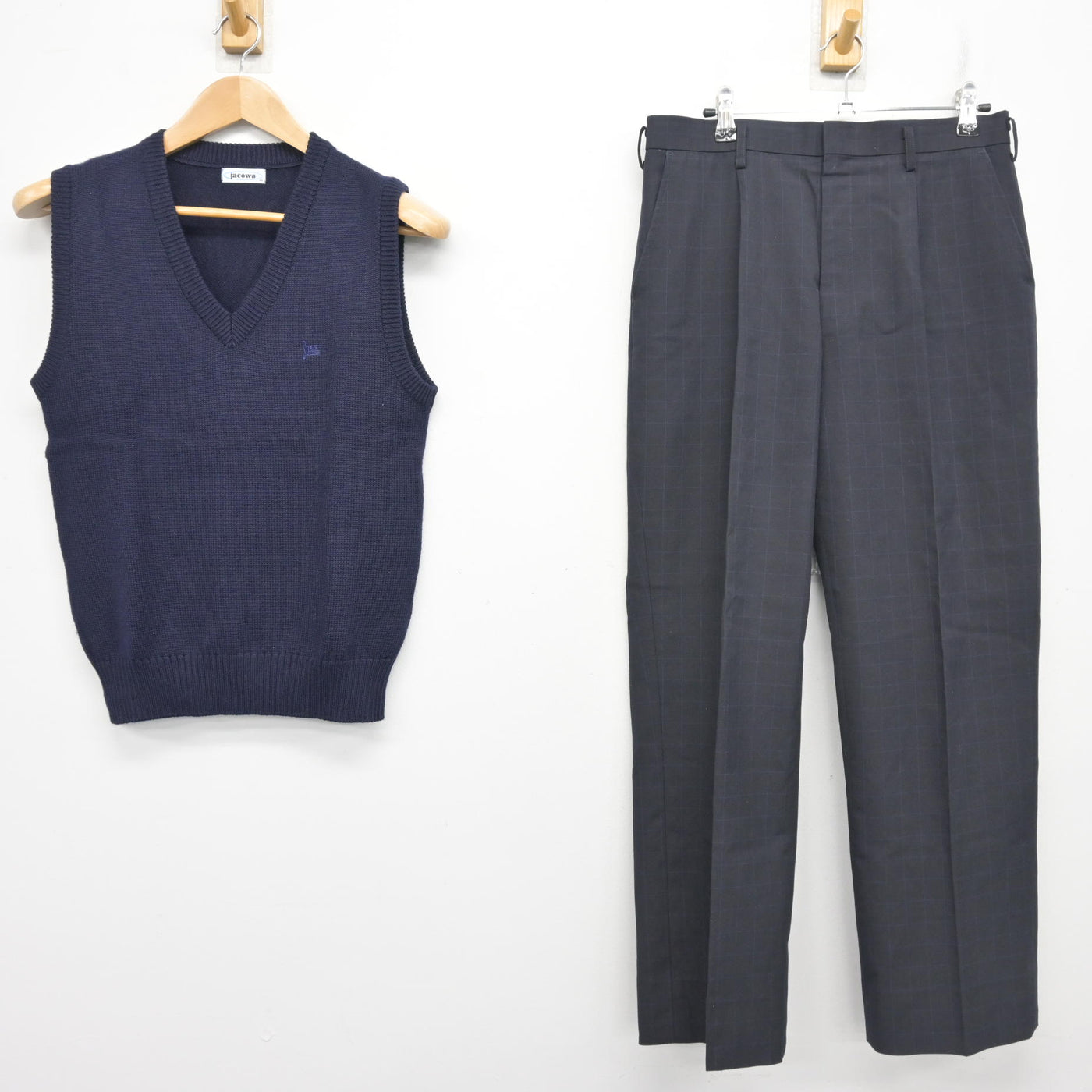 【中古】東京都 昭和第一学園高等学校 男子制服 2点 (ニットベスト・ズボン) sf103872