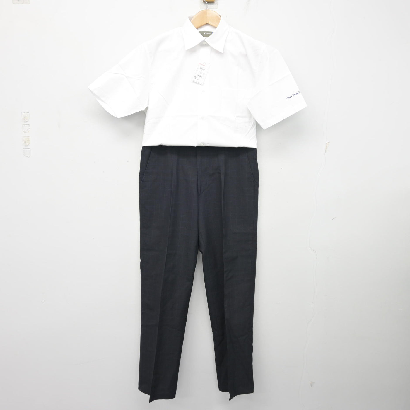 【中古】東京都 昭和第一学園高等学校 男子制服 2点 (シャツ・ズボン) sf103873