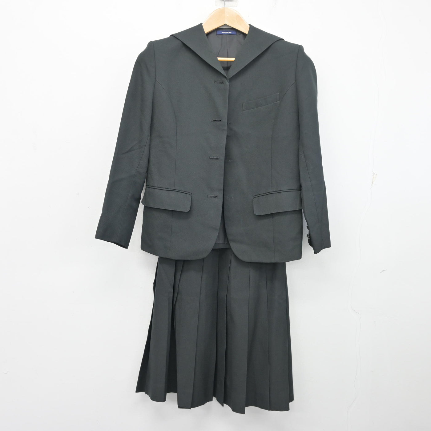 【中古】長崎県 佐世保北高等学校 女子制服 4点 (ブレザー・ベスト・スカート) sf103891