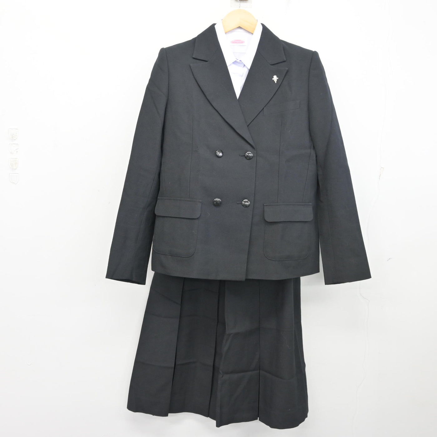 【中古】群馬県 伊勢崎商業高等学校 女子制服 3点 (ブレザー・シャツ・スカート) sf103900
