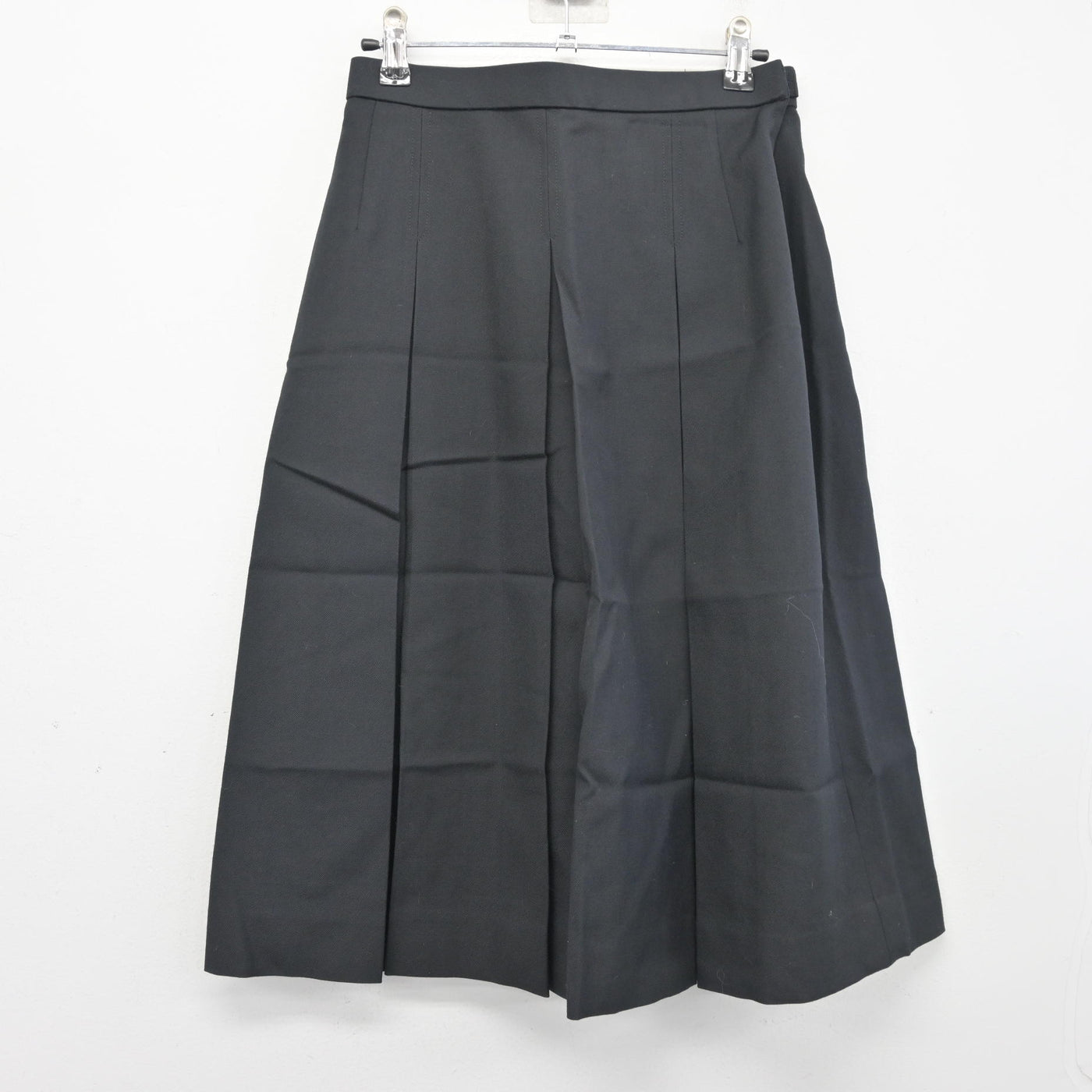 【中古】群馬県 伊勢崎商業高等学校 女子制服 3点 (ブレザー・シャツ・スカート) sf103900