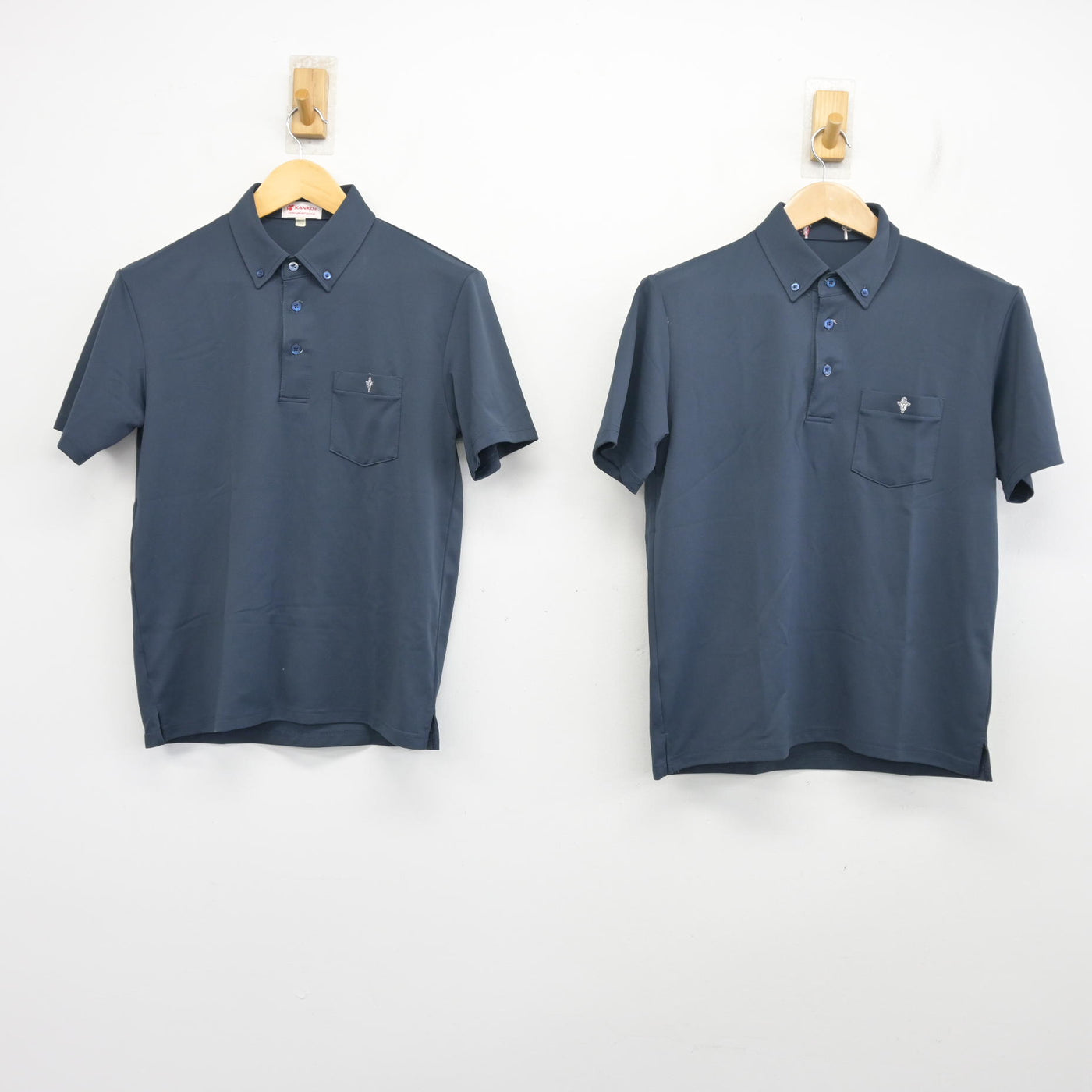 【中古】群馬県 伊勢崎商業高等学校 女子制服 2点 (シャツ) sf103902