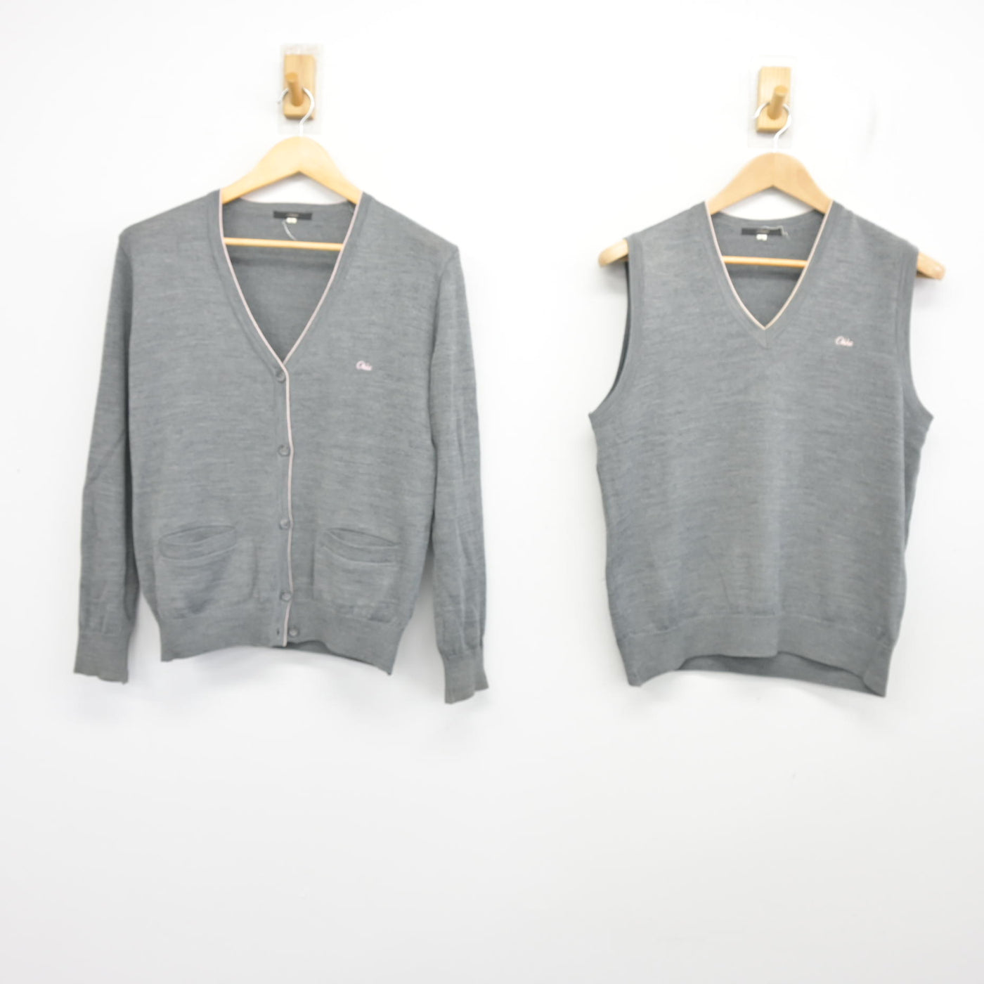 【中古】東京都 日本体育大学桜華中学校・高等学校/旧制服 女子制服 2点 (ニット・ニットベスト) sf103919