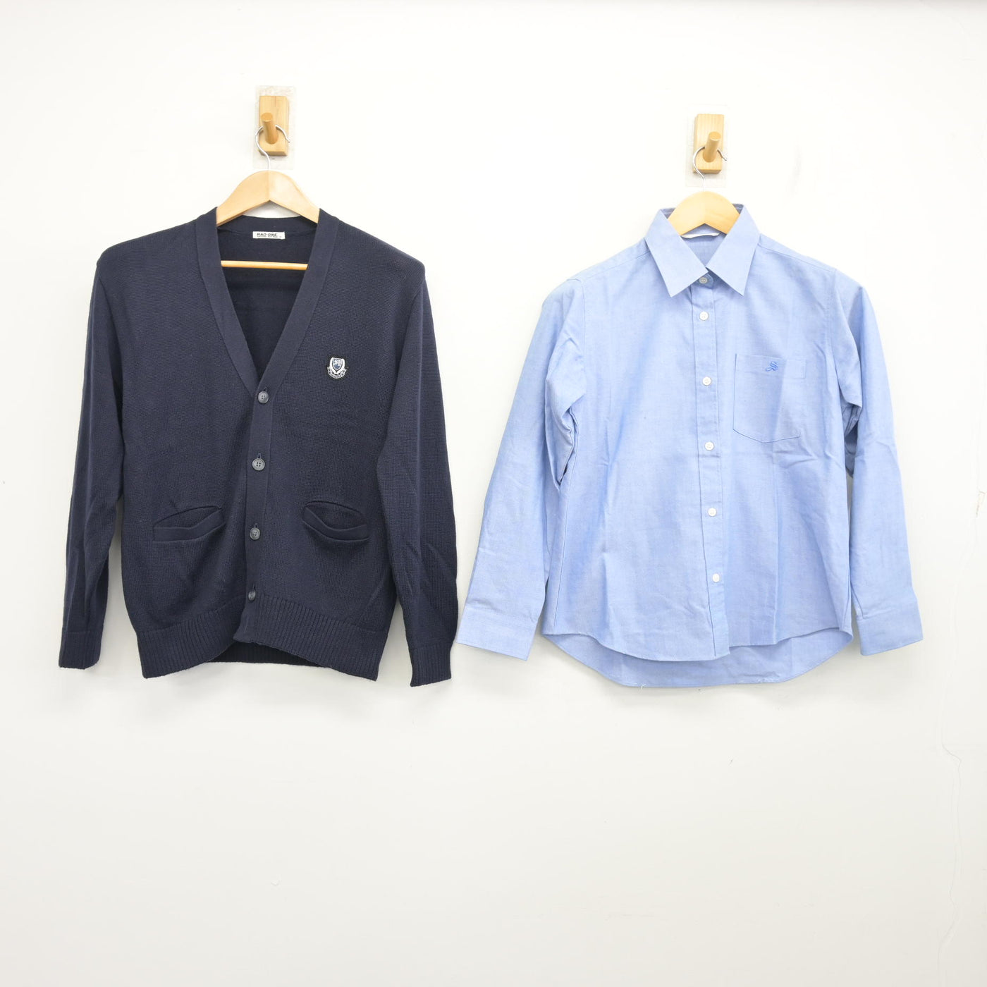 【中古】北海道 札幌新陽高等学校 女子制服 2点 (ニット・シャツ) sf103924