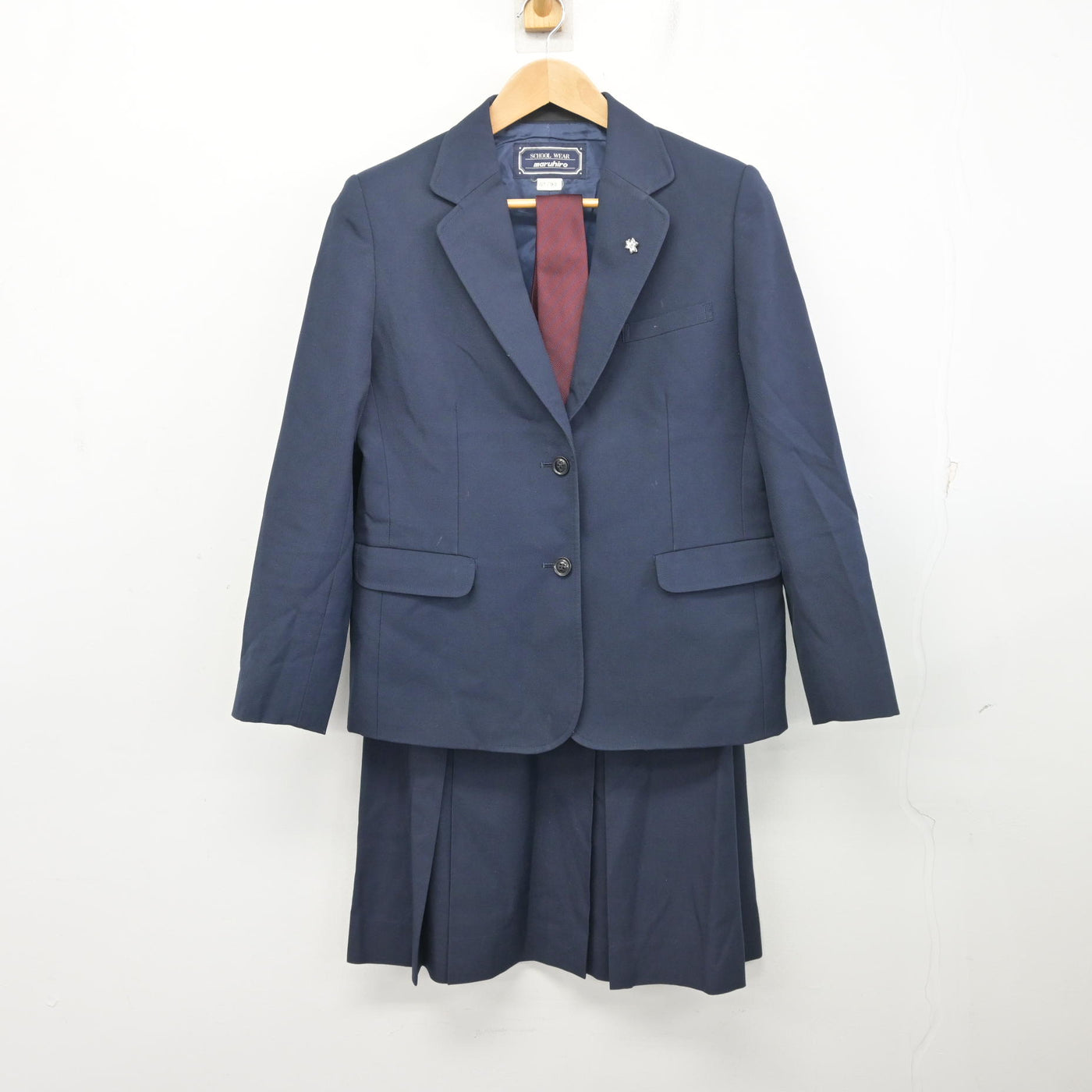 【中古】埼玉県 伊奈学園総合高等学校 女子制服 4点 (ブレザー・スカート) sf103936
