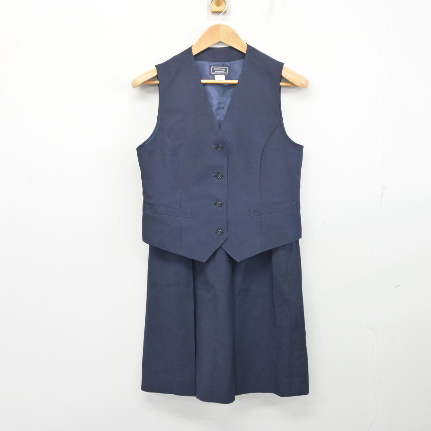 【中古】埼玉県 伊奈学園総合高等学校 女子制服 2点 (ベスト・スカート) sf103937
