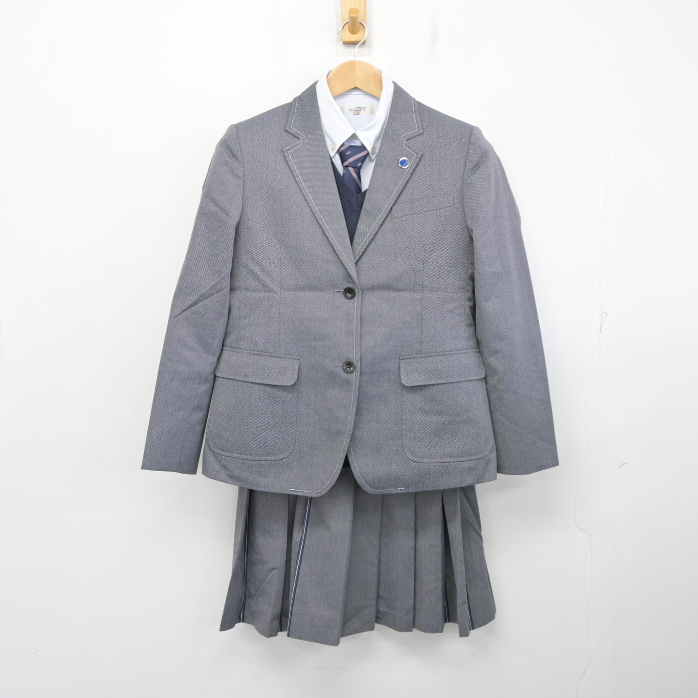 【中古】広島県 広島修道大学ひろしま協創高等学校 女子制服 6点 (ブレザー・ニット・シャツ・スカート) sf103946