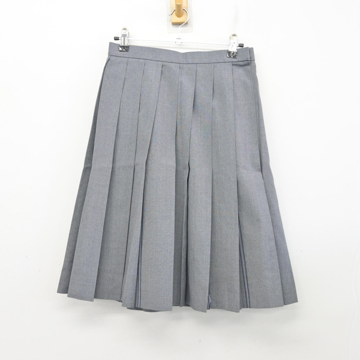 【中古】広島県 広島修道大学ひろしま協創高等学校 女子制服 3点 (ニットベスト・シャツ・スカート) sf103947