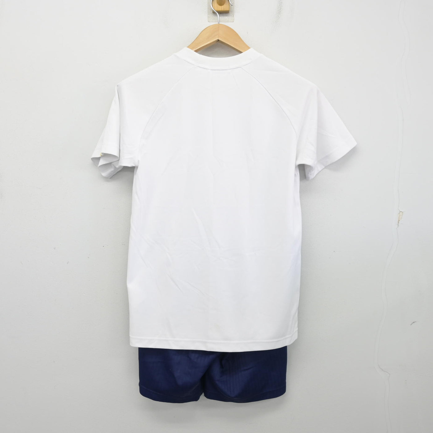 【中古】兵庫県 御影高等学校 女子制服 2点 (体操服 上・体操服 上) sf103957