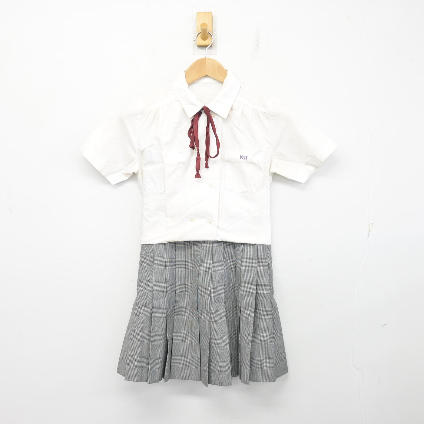 【中古】東京都 鷗友学園女子中学高等学校/旧制服 女子制服 4点 (ベスト・シャツ・スカート) sf103965