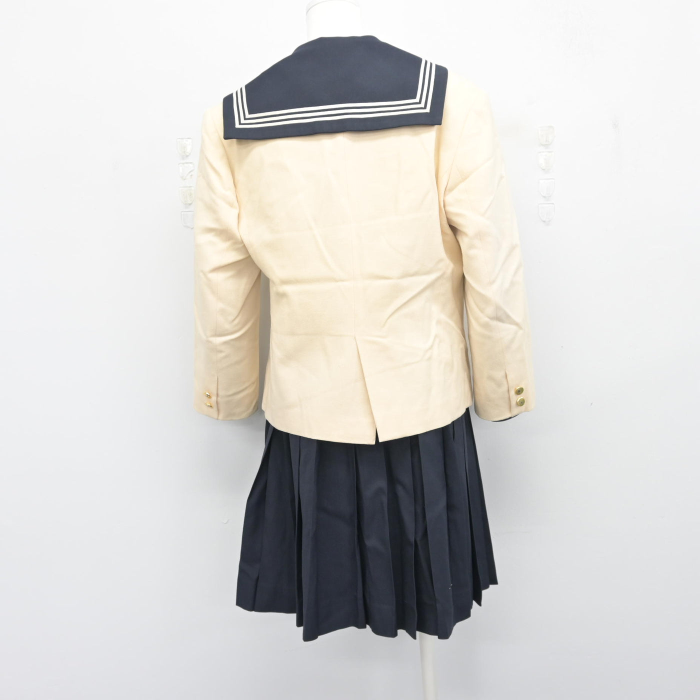 【中古】東京都 目白研心高等学校 女子制服 3点 (ブレザー・セーラー服・スカート) sf103970
