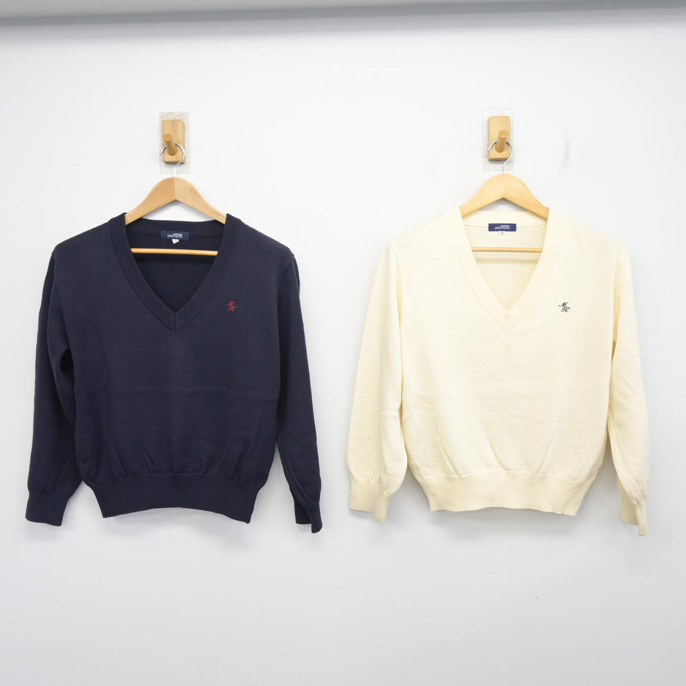 【中古】東京都 目白研心高等学校 女子制服 2点 (ニット) sf103971