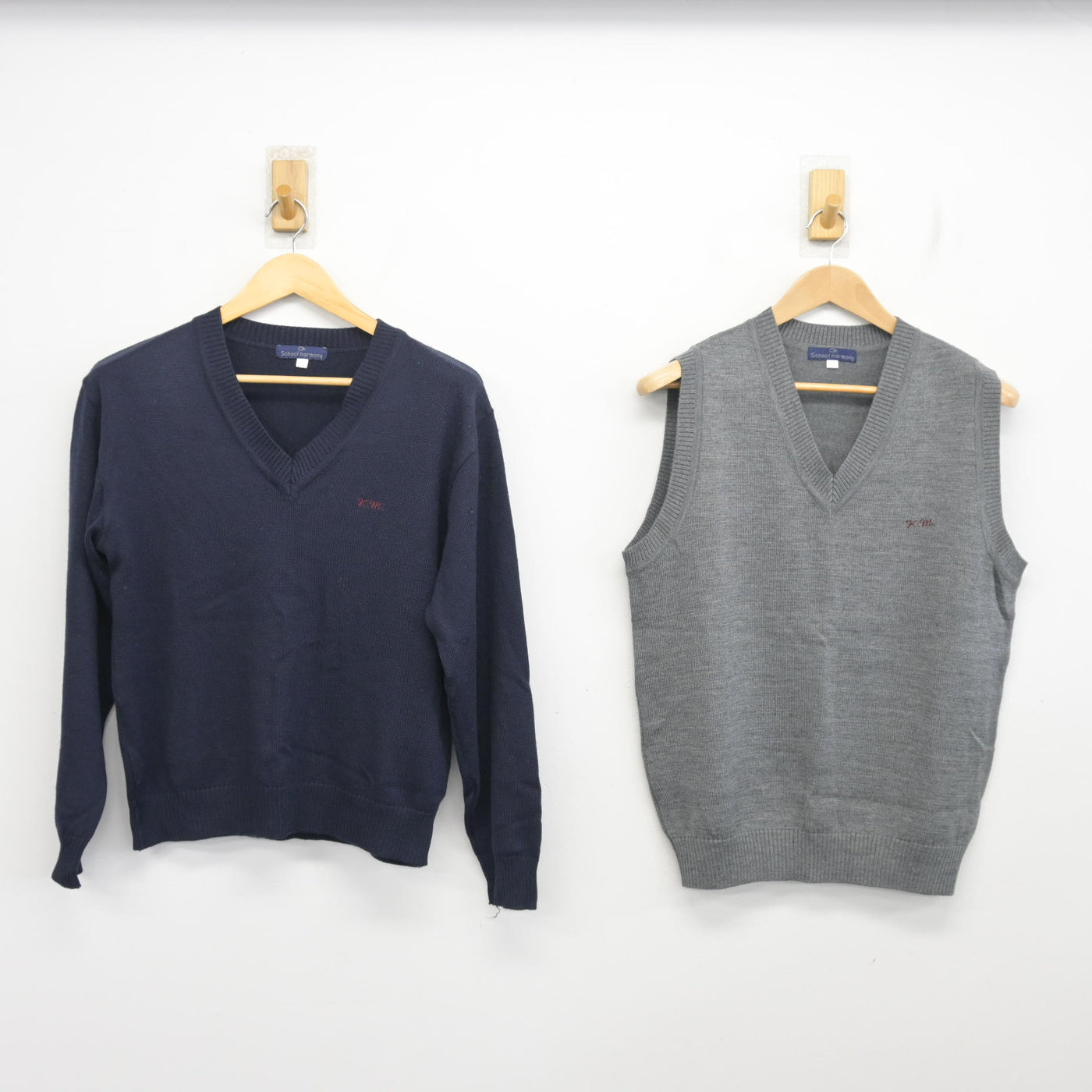 【中古】京都府 京都明徳高等学校 女子制服 2点 (ニット・ニットベスト) sf103986