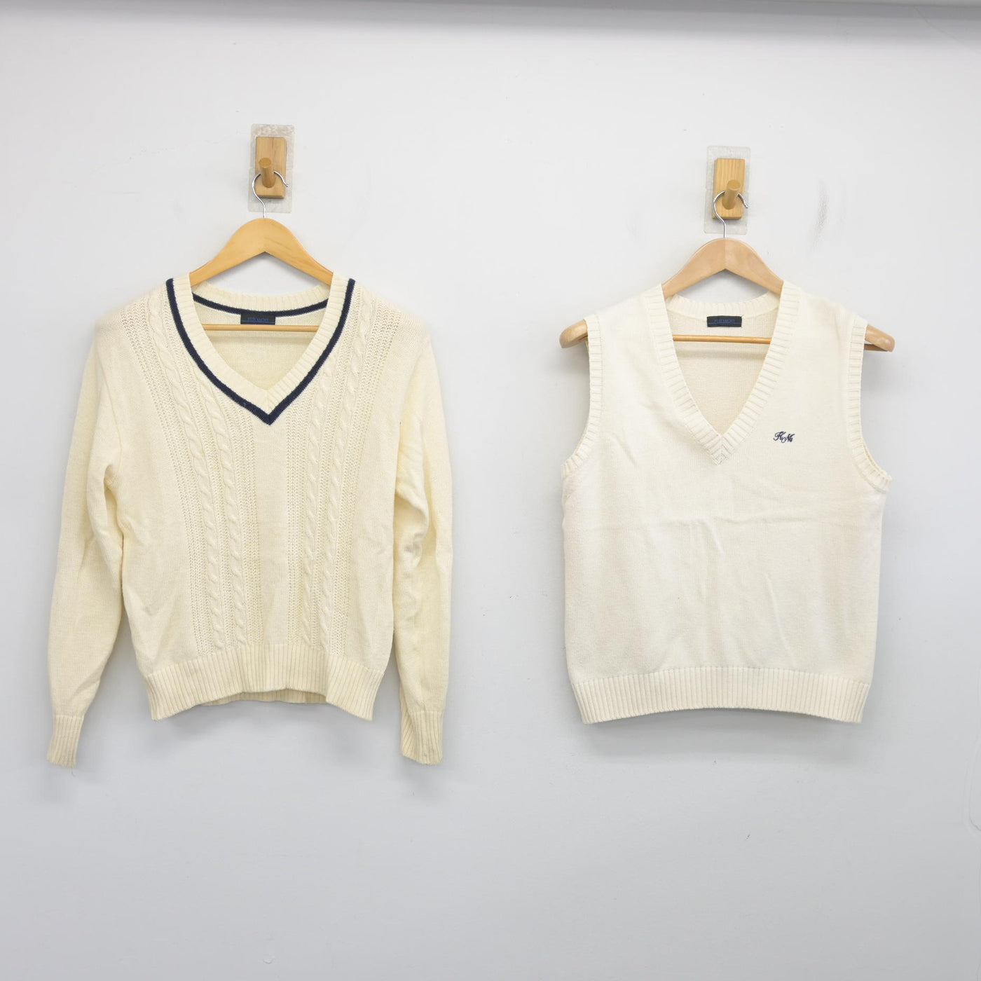 【中古】埼玉県 川越南高等学校 女子制服 2点 (ニット・ニットベスト) sf103997