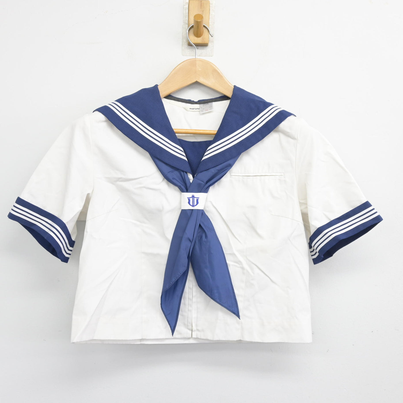 【中古】埼玉県 鯨井中学校 女子制服 3点 (セーラー服・スカート) sf104000