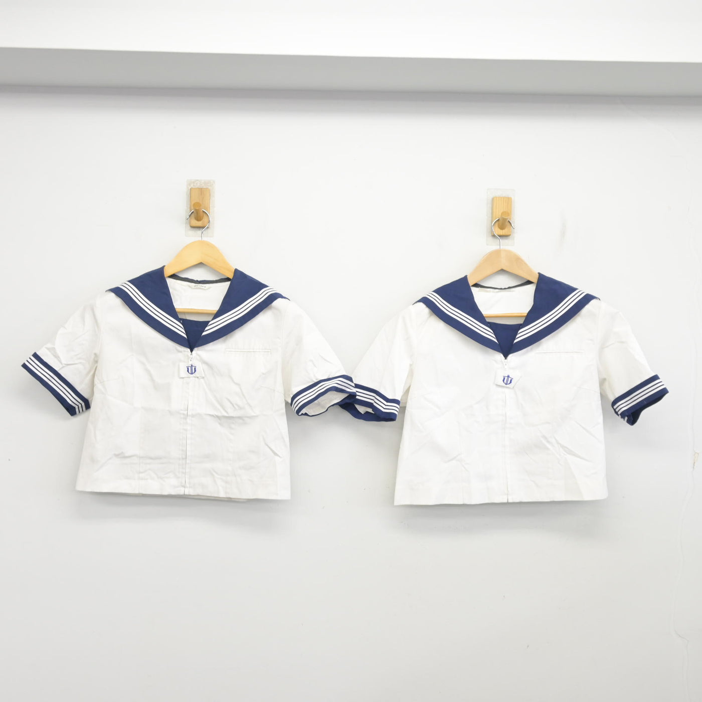 【中古】埼玉県 鯨井中学校 女子制服 2点 (セーラー服) sf104002