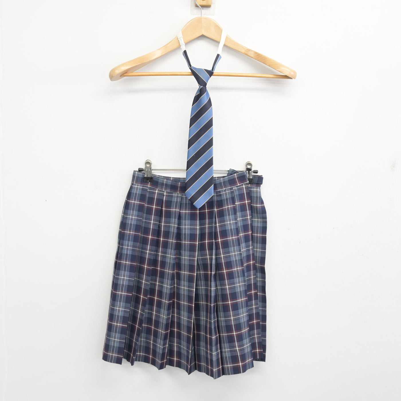 【中古】島根県 石見智翠館高等学校 女子制服 2点 (スカート) sf104011