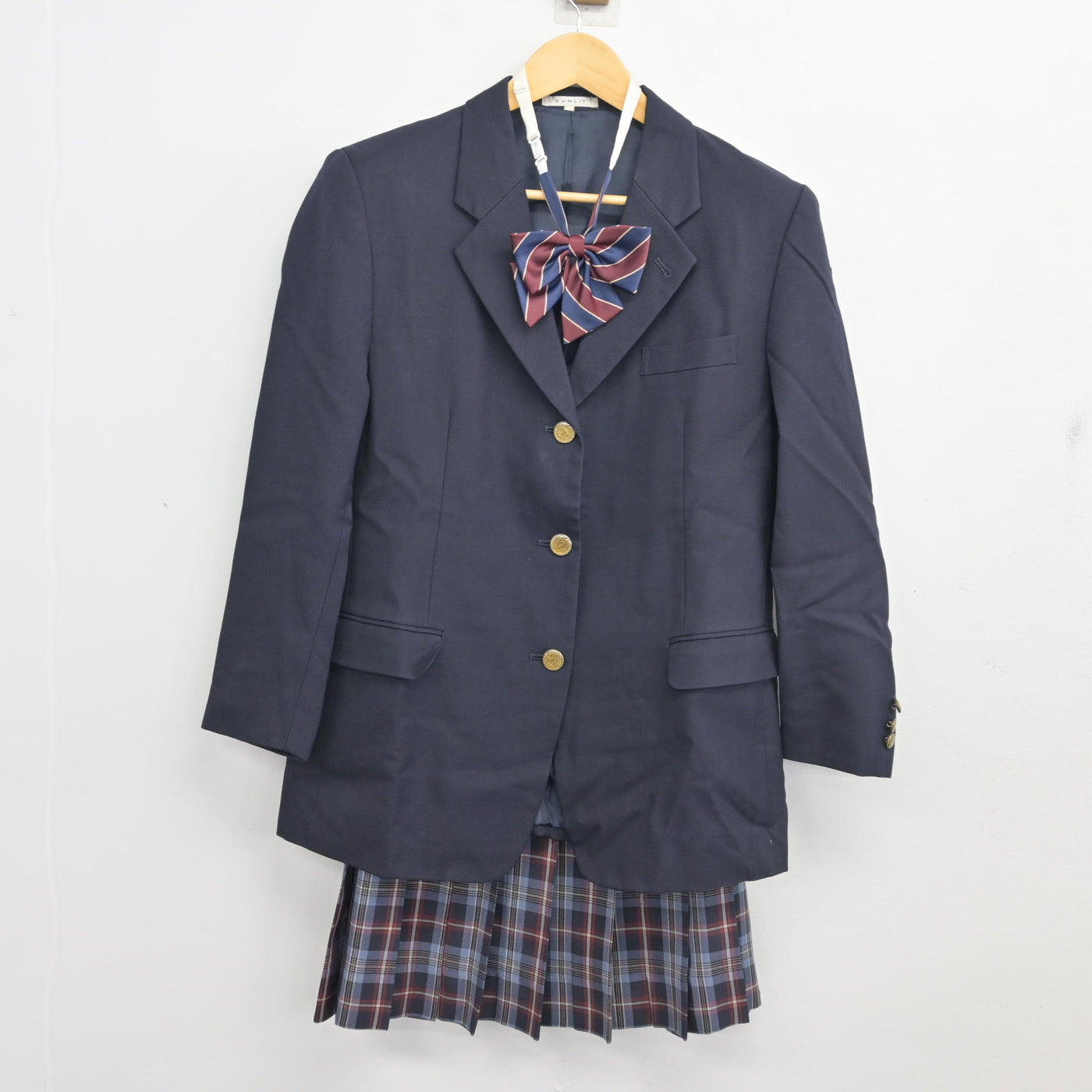 【中古】島根県 石見智翠館高等学校 女子制服 3点 (ブレザー・スカート) sf104012