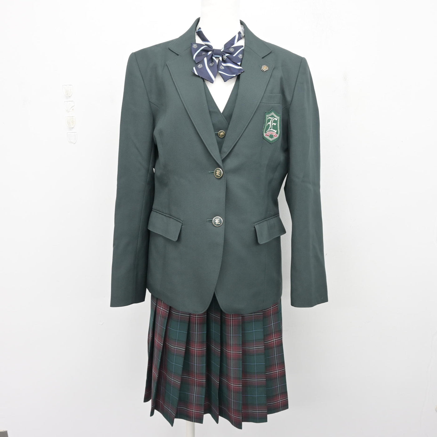 【中古】茨城県 江戸川学園取手高等学校 女子制服 5点 (ブレザー・ベスト・スカート) sf104031