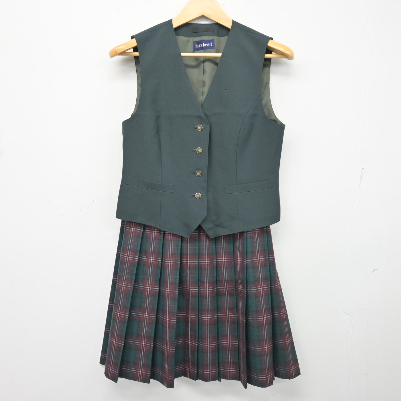 【中古】茨城県 江戸川学園取手中学校 女子制服 3点 (ベスト・スカート) sf104032