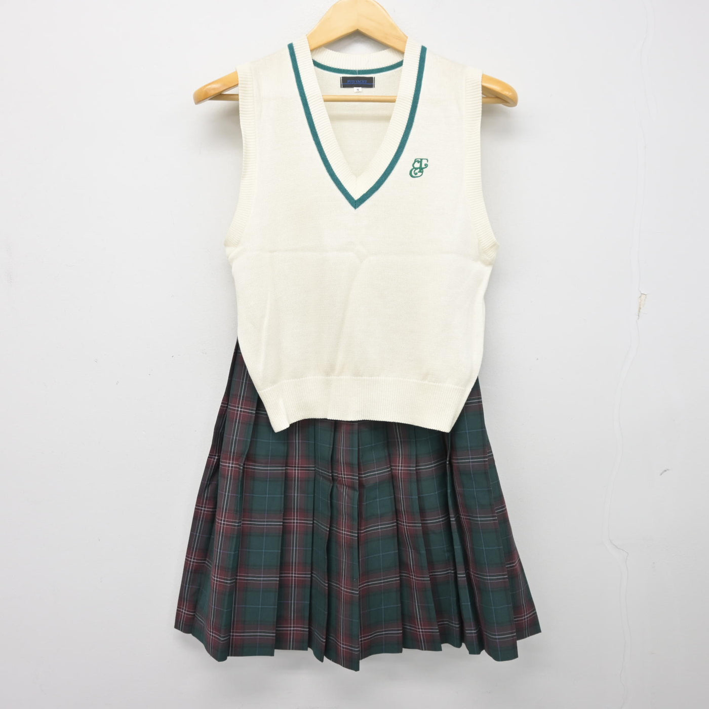 【中古】茨城県 江戸川学園取手高等学校 女子制服 2点 (ニットベスト・スカート) sf104033