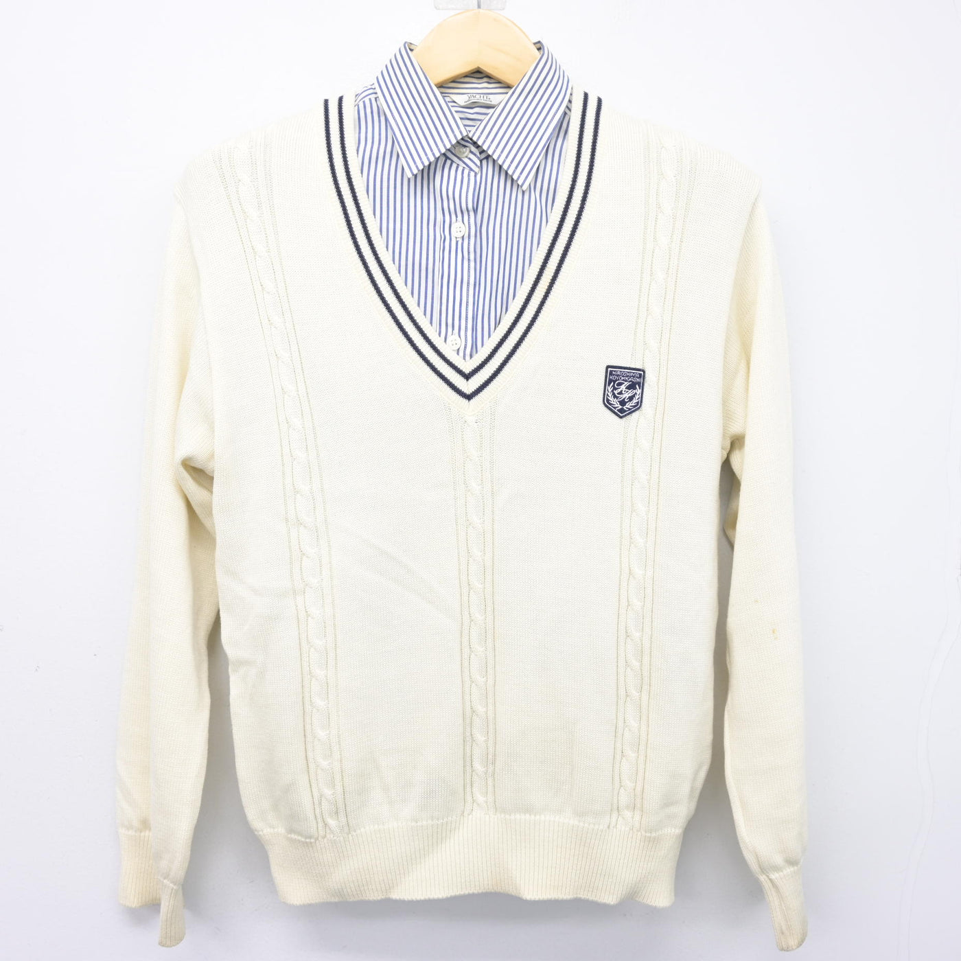 【中古】広島県 高陽東高等学校 女子制服 2点 (ニット・シャツ) sf104037