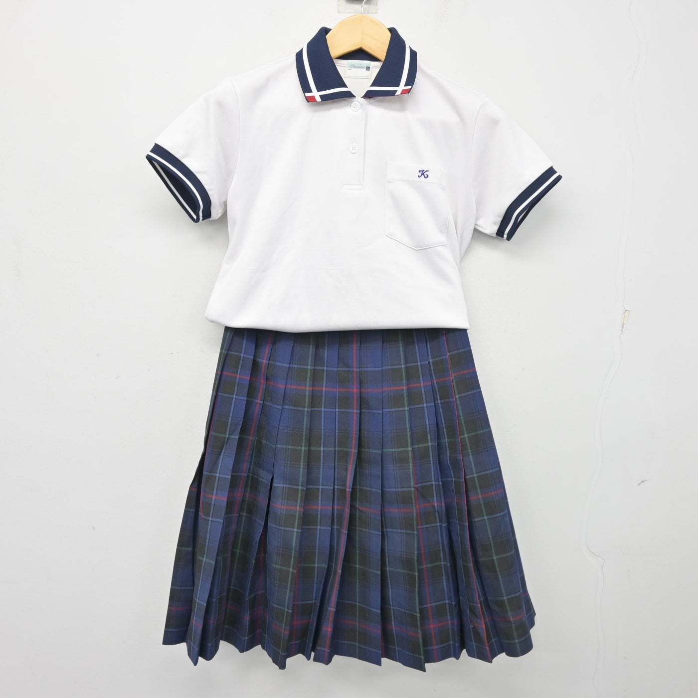 【中古】熊本県 熊本中央高等学校 女子制服 3点 (シャツ・スカート) sf104053