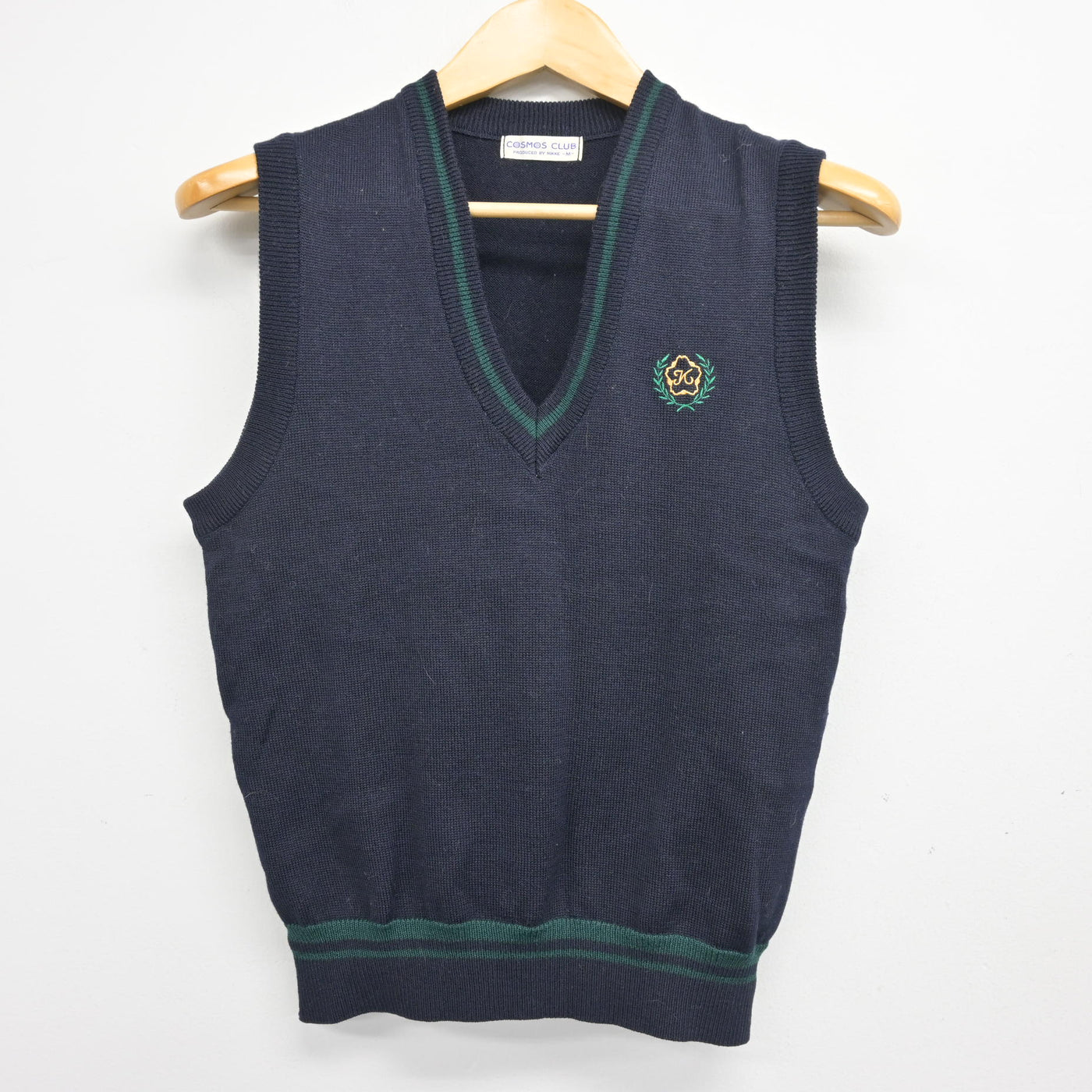 【中古】熊本県 熊本中央高等学校 女子制服 2点 (ニットベスト・シャツ) sf104054